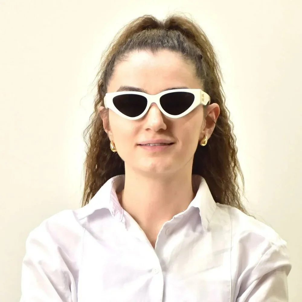 Miu Miu MU03ZS 1425S0 BRAND NEW Sunglasses White Dark Gray Cat Eye Women